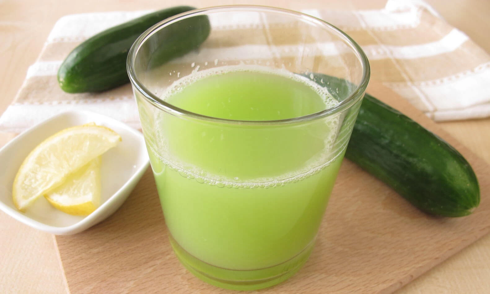 Πιείτε αυτό πριν κοιμηθείτε και θα απαλλαγείτε από το λίπος στην κοιλιά